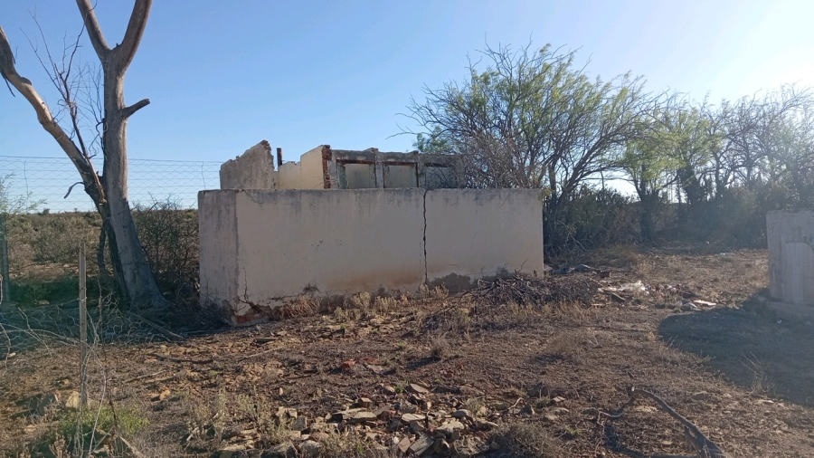 2 Bedroom Property for Sale in Aberdeen Eastern Cape